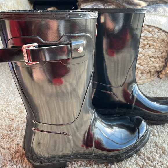 Women’s Hunter Short Gloss Boots - Picture 2 of 6